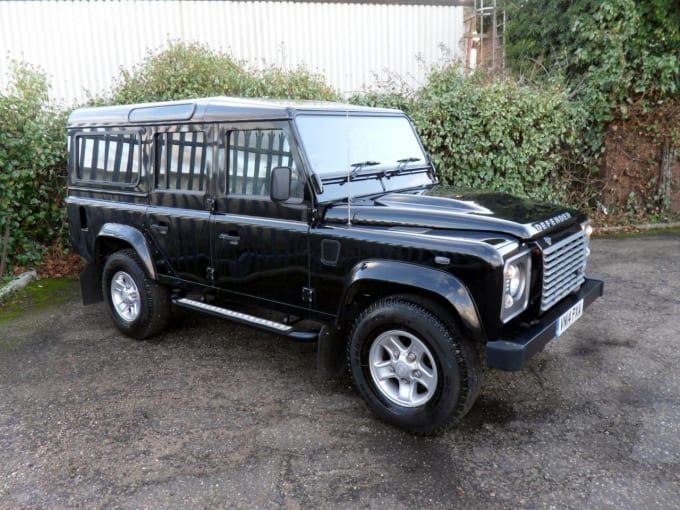 2025 Land Rover Defender