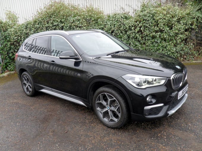 2025 BMW X1