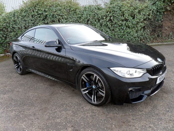 2025 BMW M4