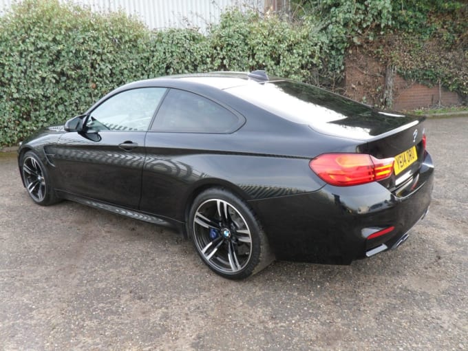 2025 BMW M4