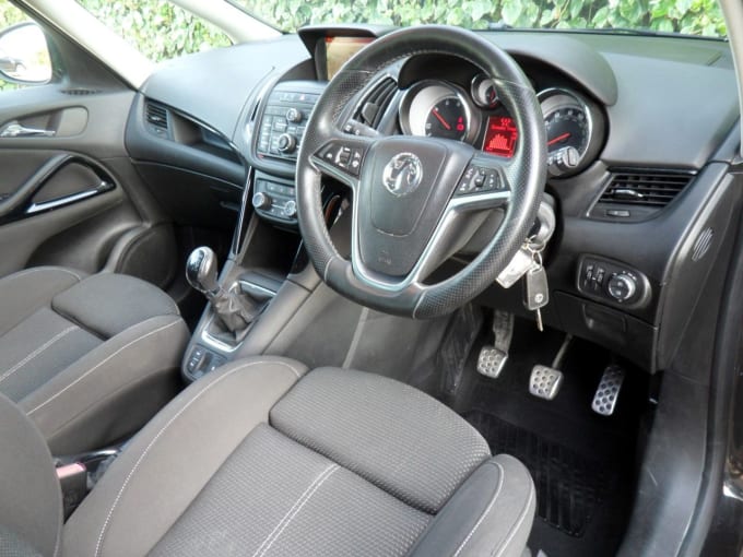 2025 Vauxhall Zafira Tourer