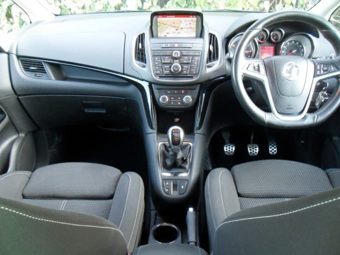 2025 Vauxhall Zafira Tourer