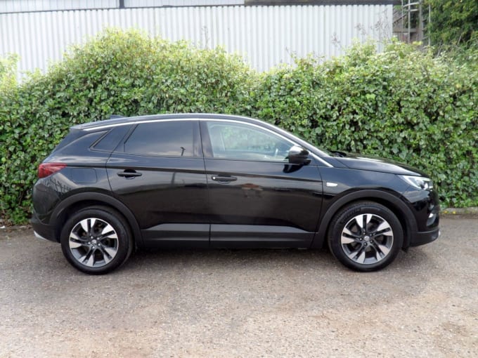 2025 Vauxhall Grandland X