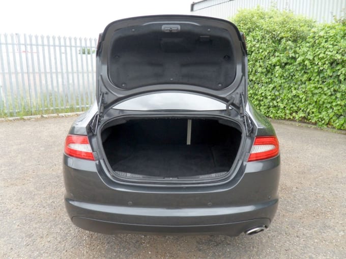 2025 Jaguar Xf