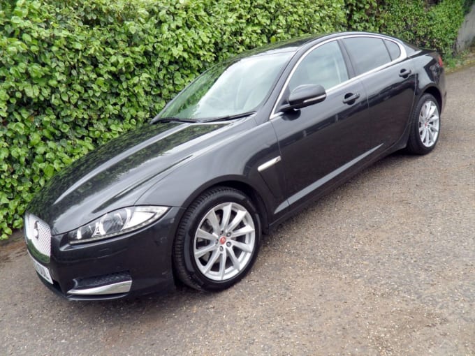 2025 Jaguar Xf