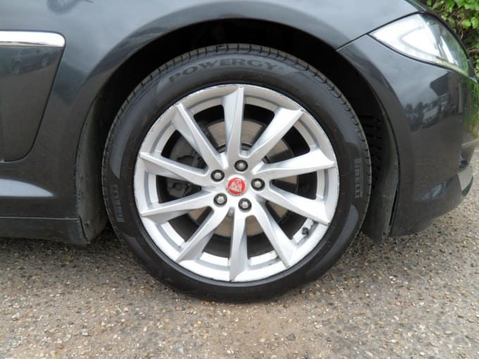 2025 Jaguar Xf
