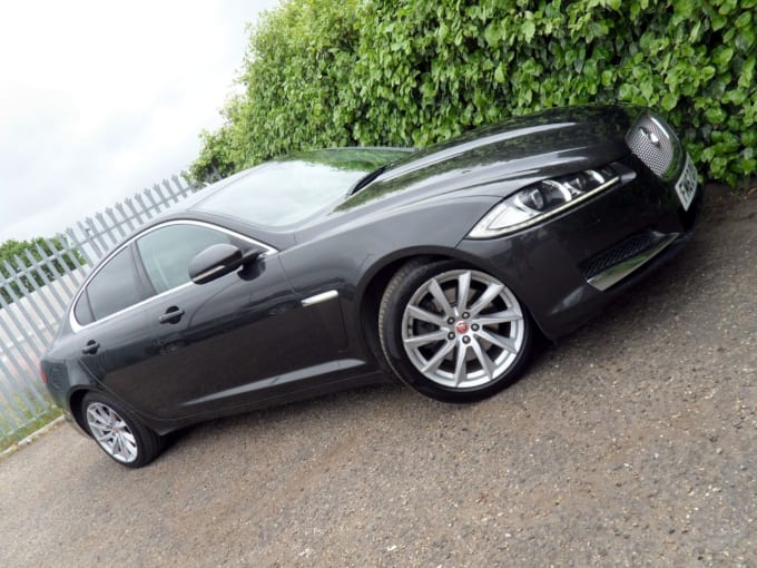 2025 Jaguar Xf
