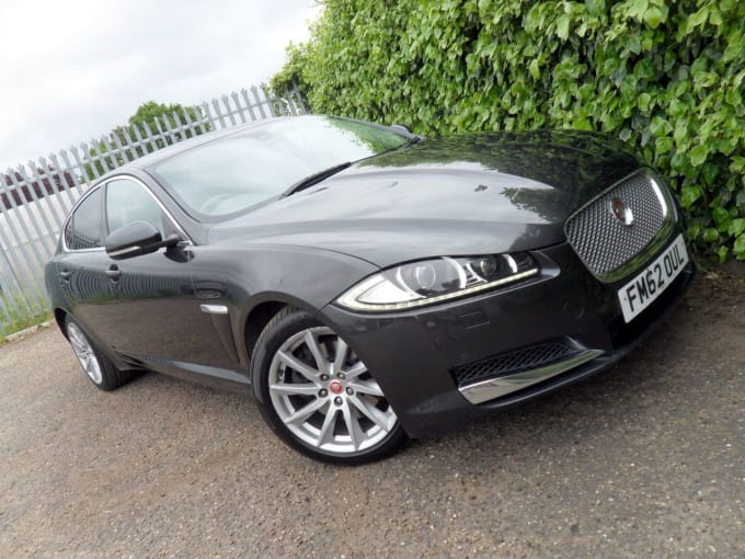2025 Jaguar Xf