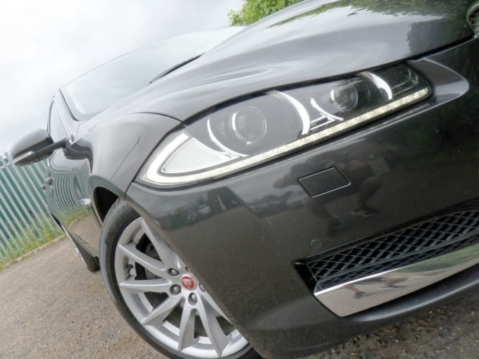 2025 Jaguar Xf