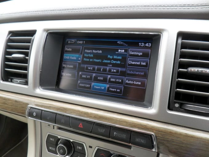 2025 Jaguar Xf