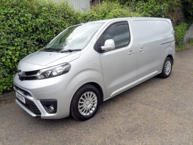 2025 Toyota Proace