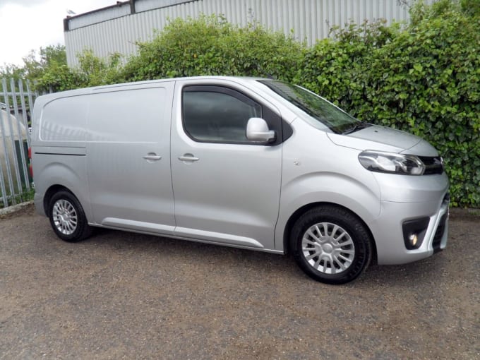 2025 Toyota Proace