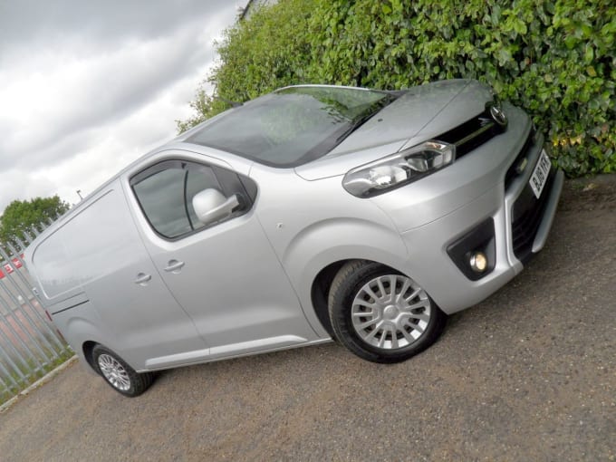 2025 Toyota Proace