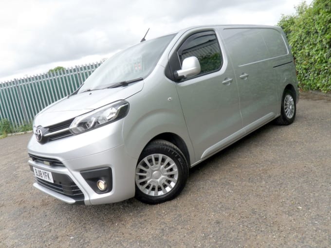 2025 Toyota Proace