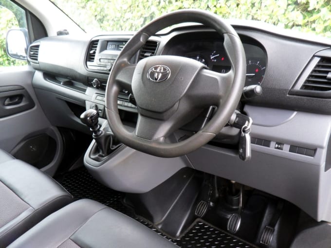 2025 Toyota Proace