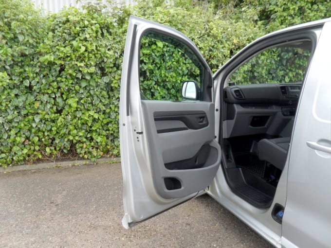 2025 Toyota Proace