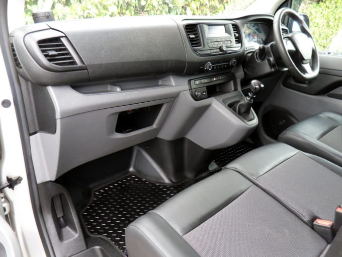2025 Toyota Proace
