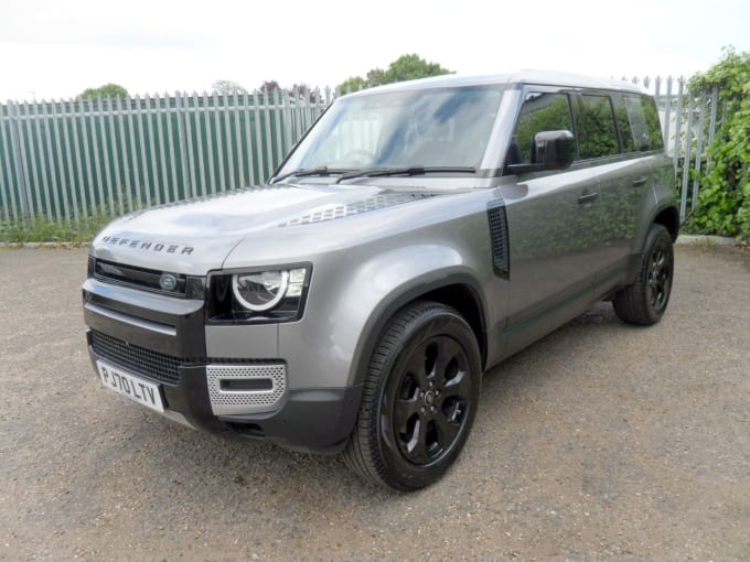 2025 Land Rover Defender 110