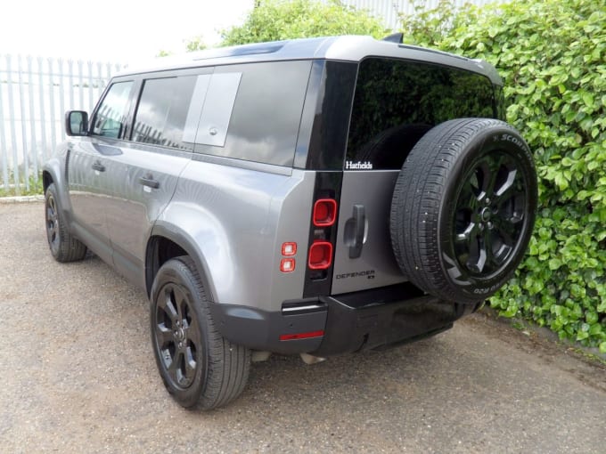 2025 Land Rover Defender 110