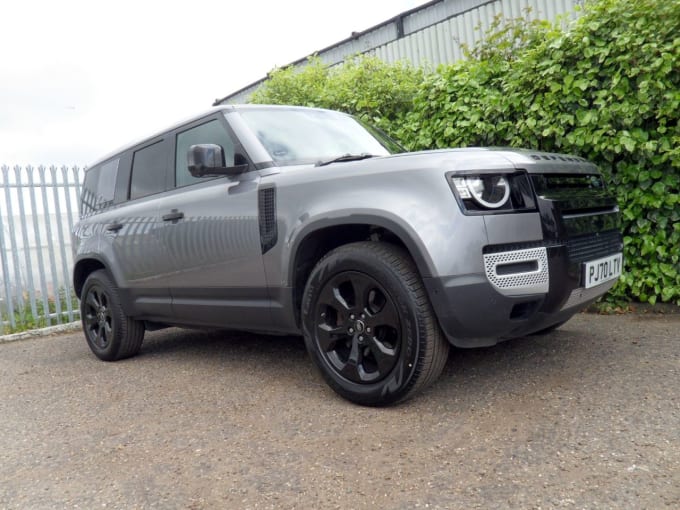 2025 Land Rover Defender 110