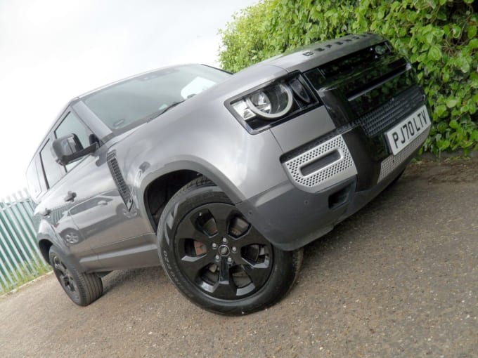 2025 Land Rover Defender 110