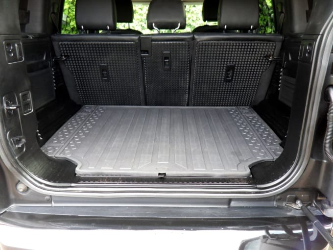 2025 Land Rover Defender 110