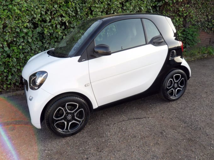 2025 Smart Fortwo