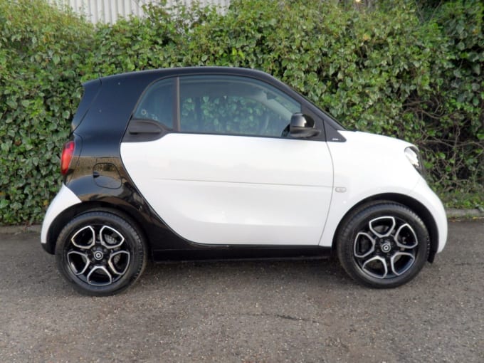 2025 Smart Fortwo