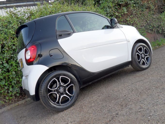 2025 Smart Fortwo