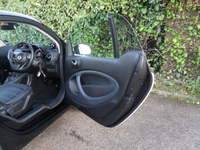 2025 Smart Fortwo
