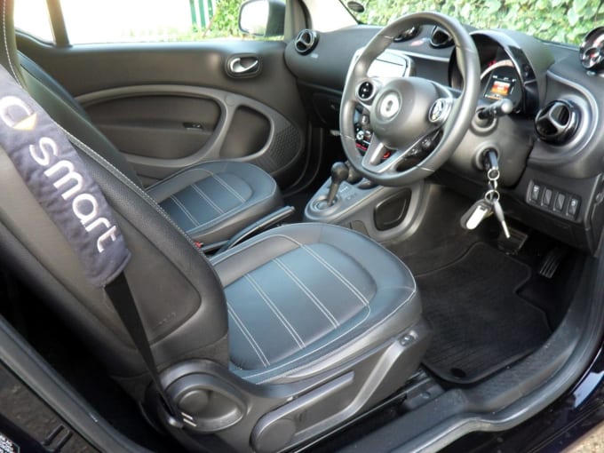 2025 Smart Fortwo