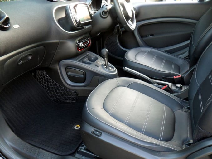 2025 Smart Fortwo