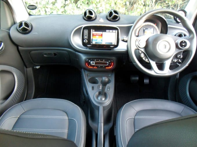 2025 Smart Fortwo