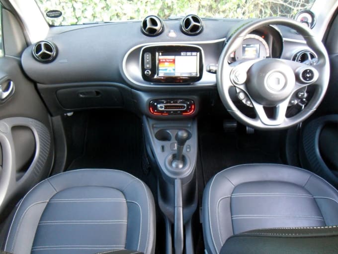 2025 Smart Fortwo
