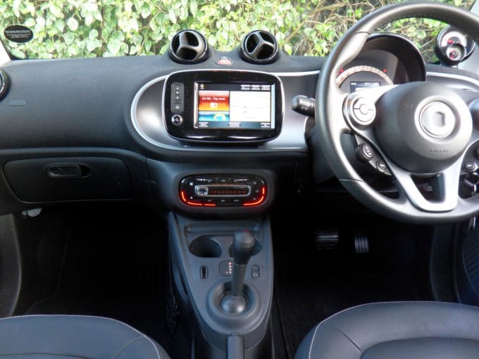 2025 Smart Fortwo