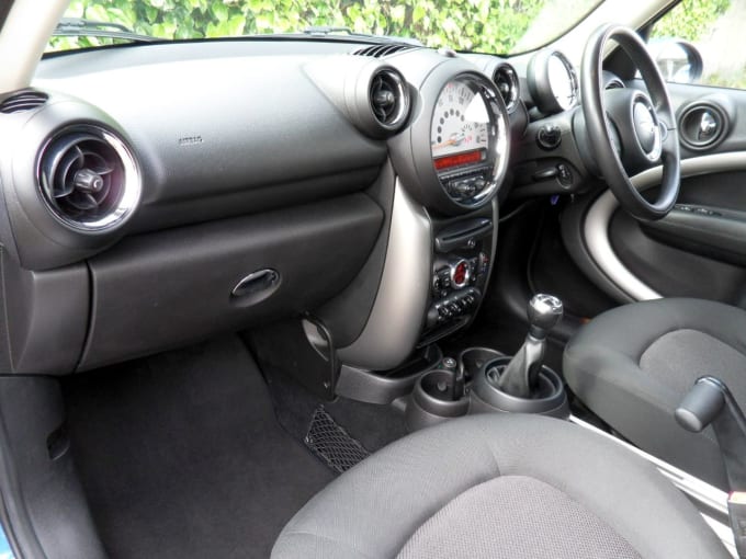 2025 Mini Countryman