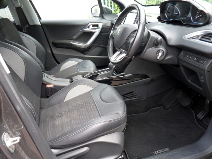 2025 Peugeot 2008