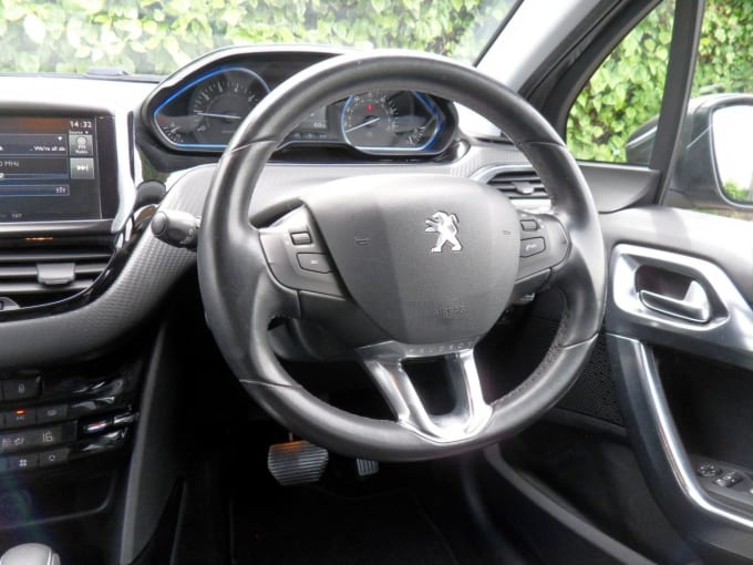 2025 Peugeot 2008