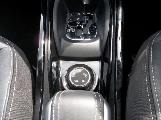 2025 Peugeot 2008