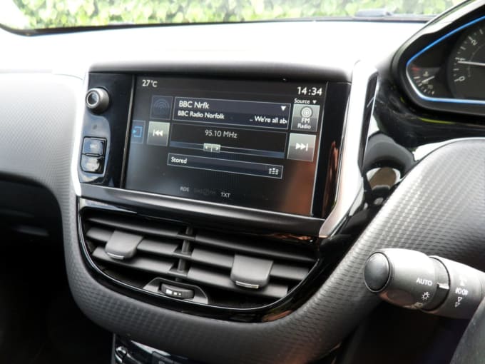 2025 Peugeot 2008