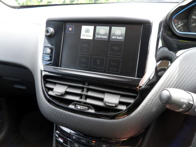 2025 Peugeot 2008