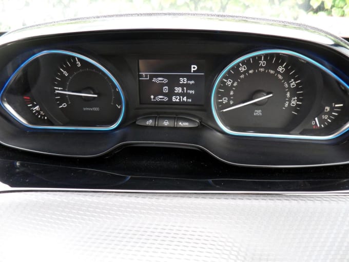 2025 Peugeot 2008