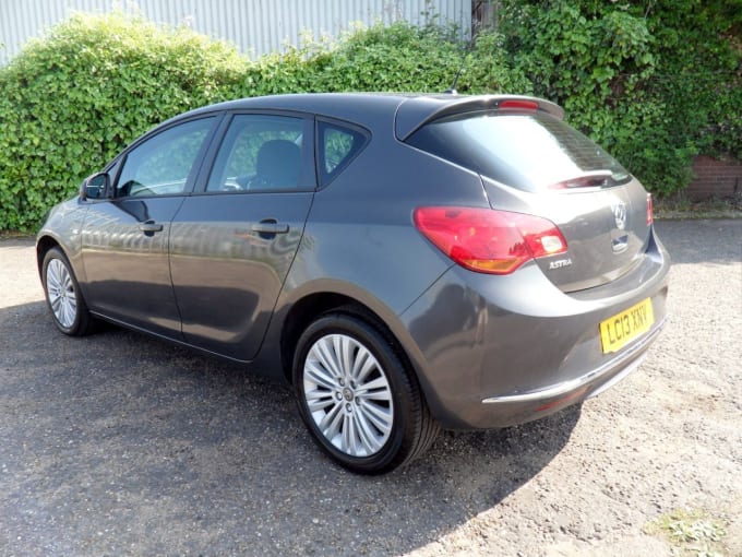 2025 Vauxhall Astra