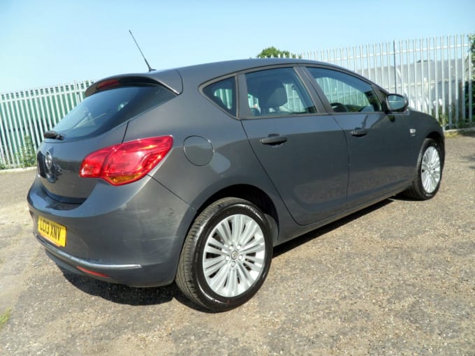 2025 Vauxhall Astra