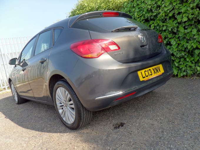2025 Vauxhall Astra