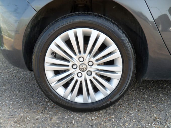 2025 Vauxhall Astra