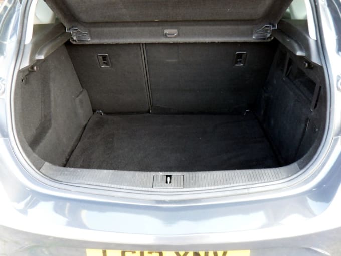 2025 Vauxhall Astra
