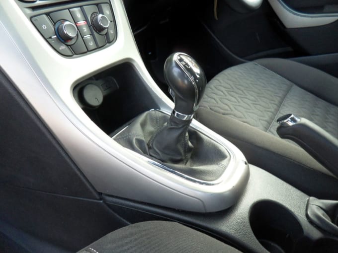 2025 Vauxhall Astra