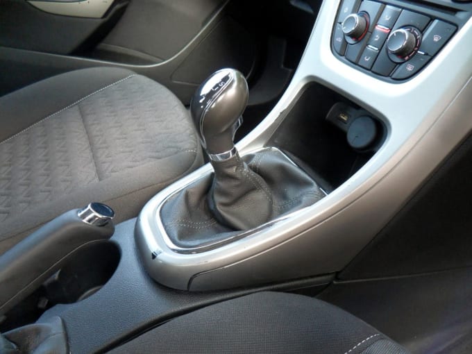 2025 Vauxhall Astra