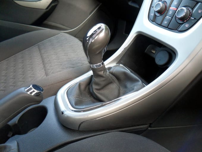 2025 Vauxhall Astra